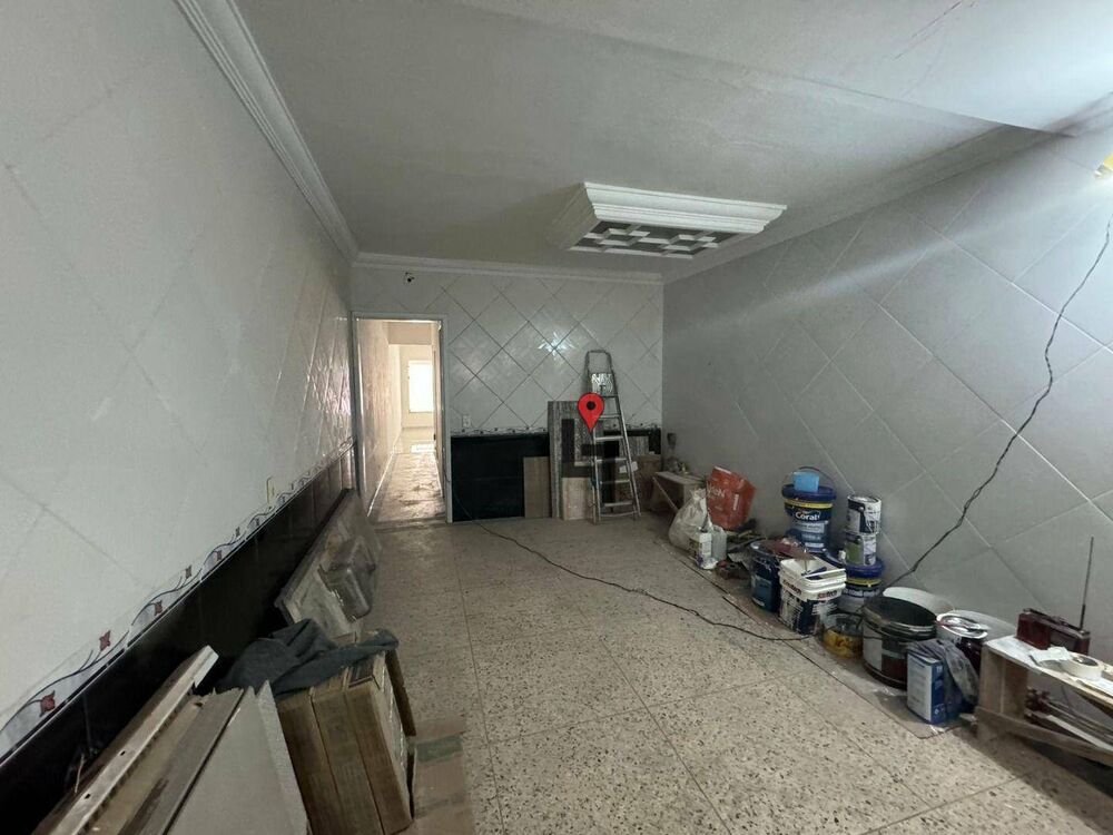 Sobrado à venda e aluguel com 3 quartos, 250m² - Foto 4