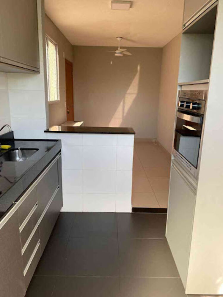 Apartamento à venda com 2 quartos, 44m² - Foto 2