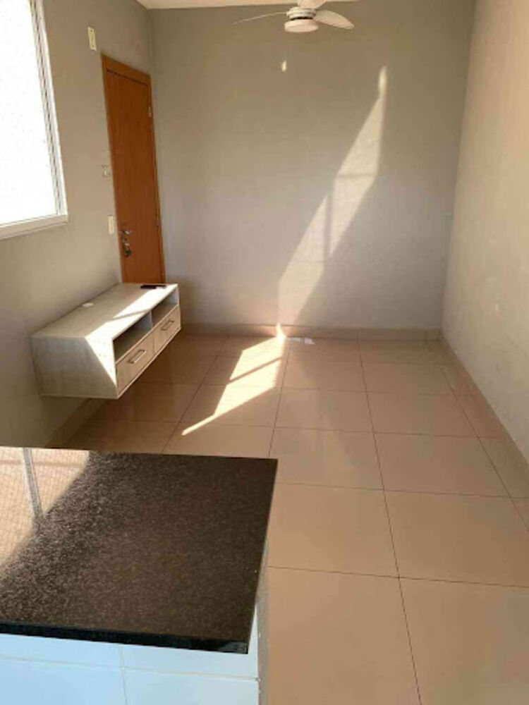 Apartamento à venda com 2 quartos, 44m² - Foto 3