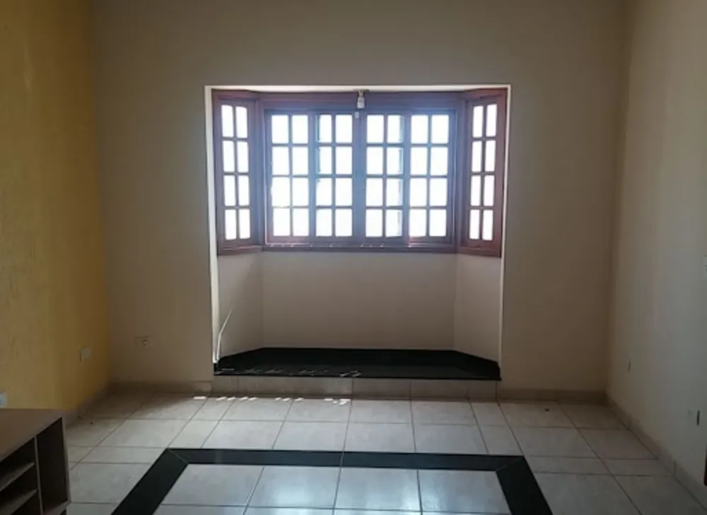 Casa, 3 quartos, 756 m² - Foto 2
