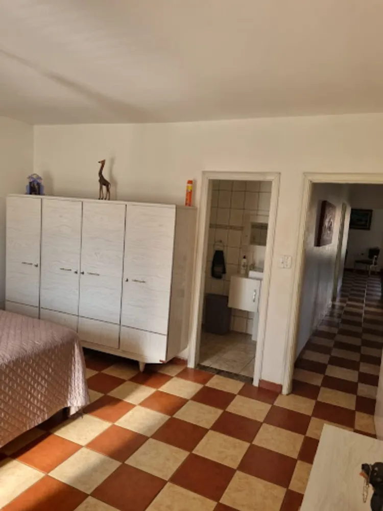 Chácara, 4 quartos, 1360 m² - Foto 1