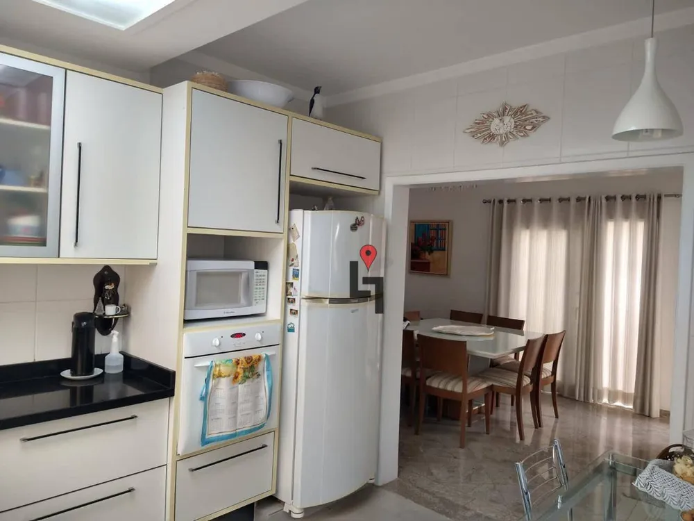 Sobrado, 4 quartos, 260 m² - Foto 2