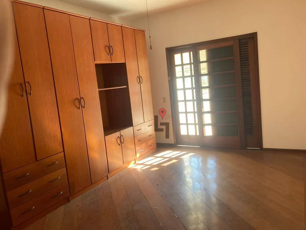Casa, 4 quartos, 346 m² - Foto 1