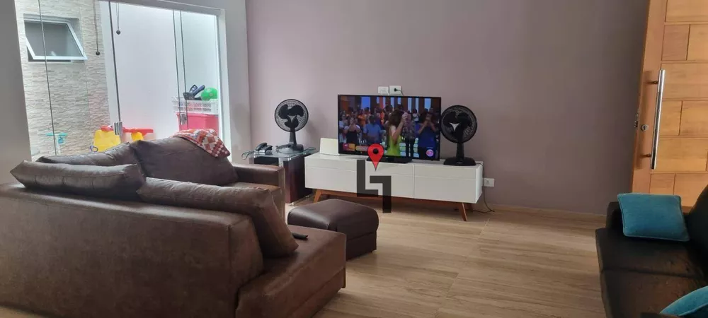 Casa, 3 quartos, 147 m² - Foto 1