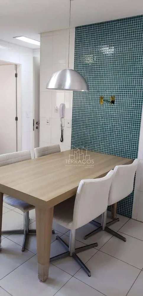 Apartamento, 3 quartos, 163 m² - Foto 1