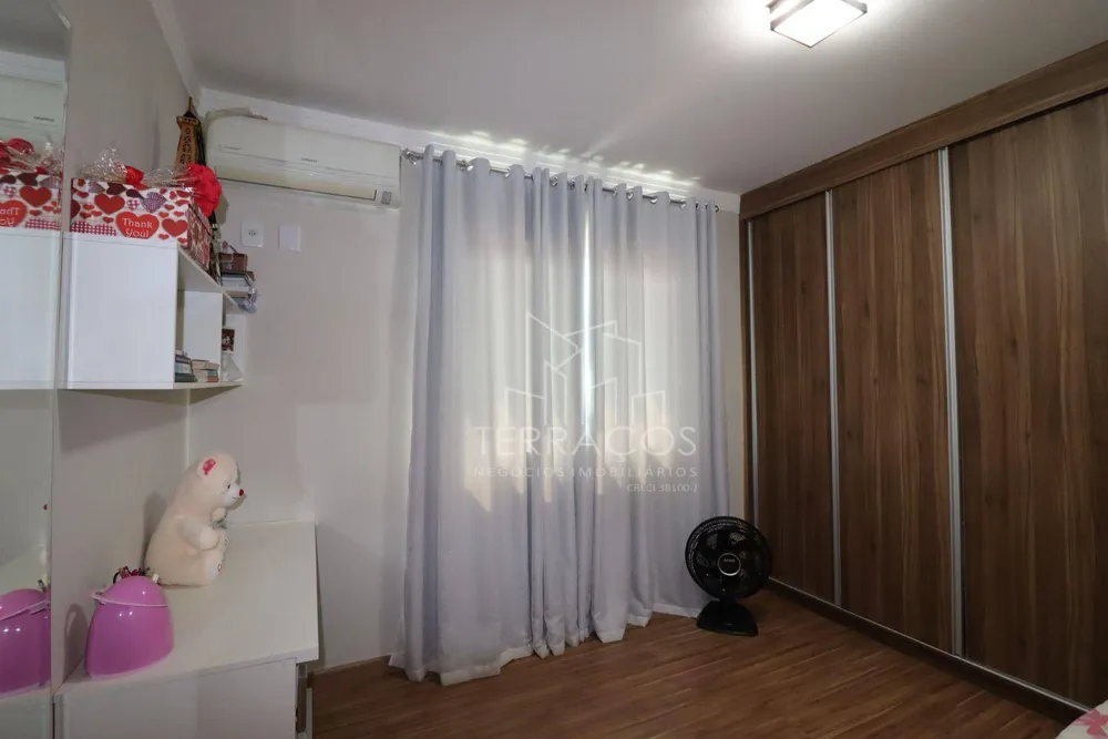 Casa, 3 quartos, 210 m² - Foto 4