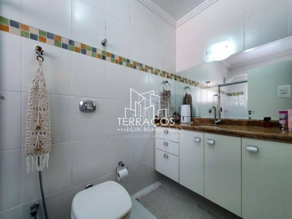 Casa, 4 quartos, 261 m² - Foto 23