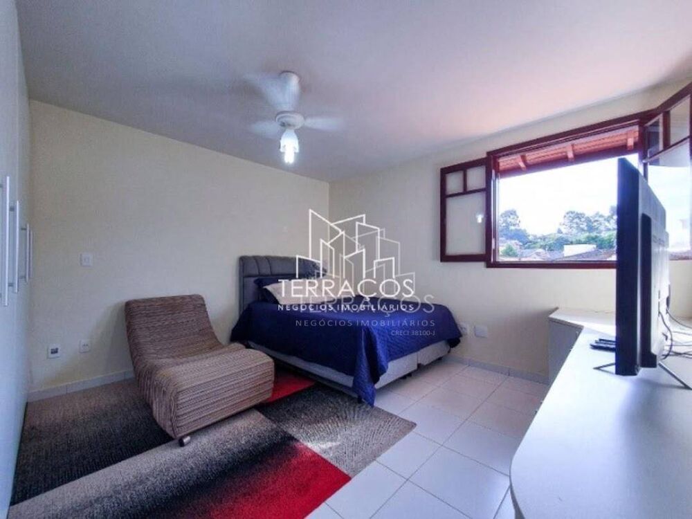 Casa, 4 quartos, 261 m² - Foto 9