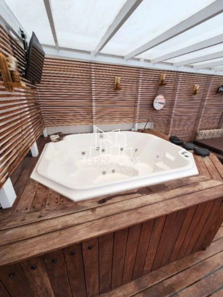 Casa, 3 quartos, 220 m² - Foto 1