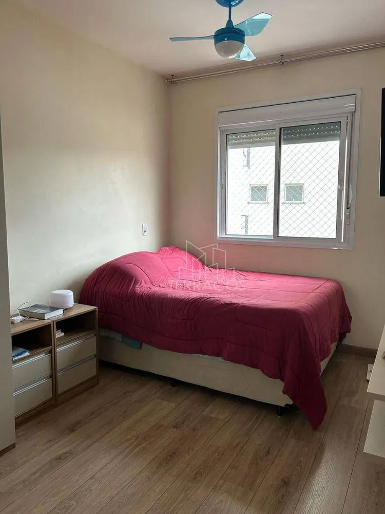 Apartamento, 3 quartos, 83 m² - Foto 2