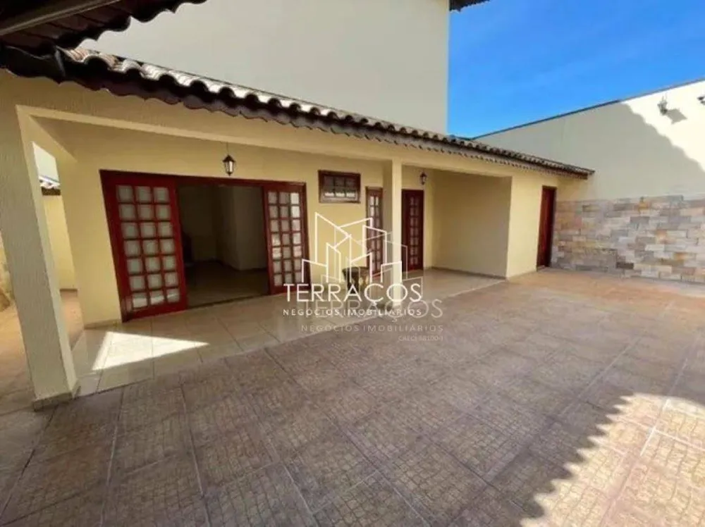 Casa, 3 quartos, 245 m² - Foto 4