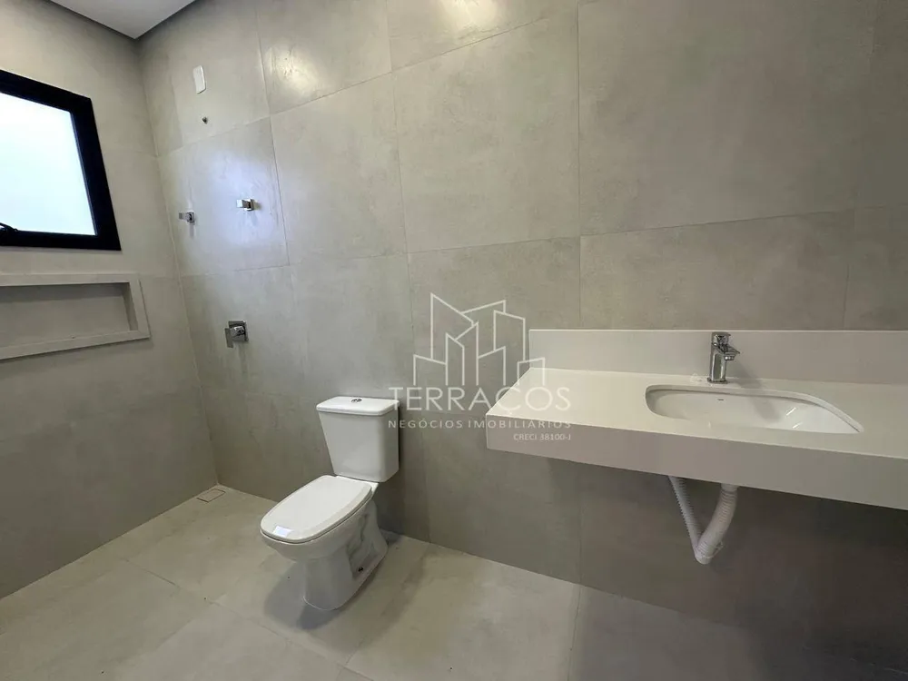 Sobrado, 4 quartos, 242 m² - Foto 2