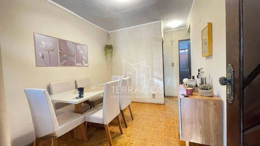 Casa, 3 quartos, 168 m² - Foto 2