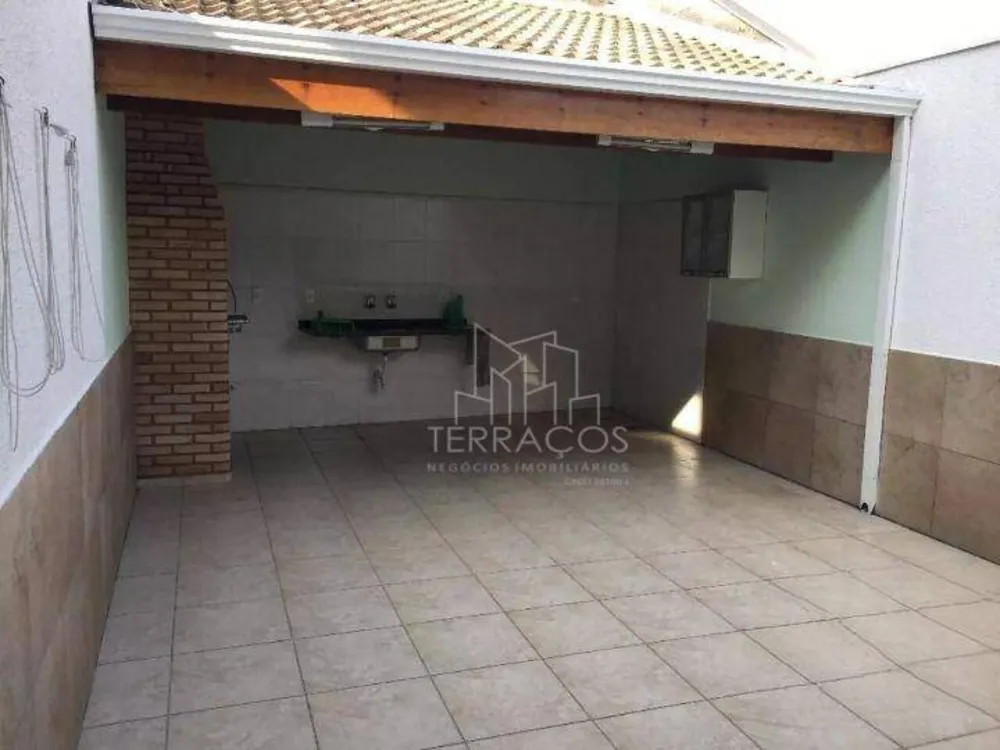 Casa, 3 quartos, 201 m² - Foto 1