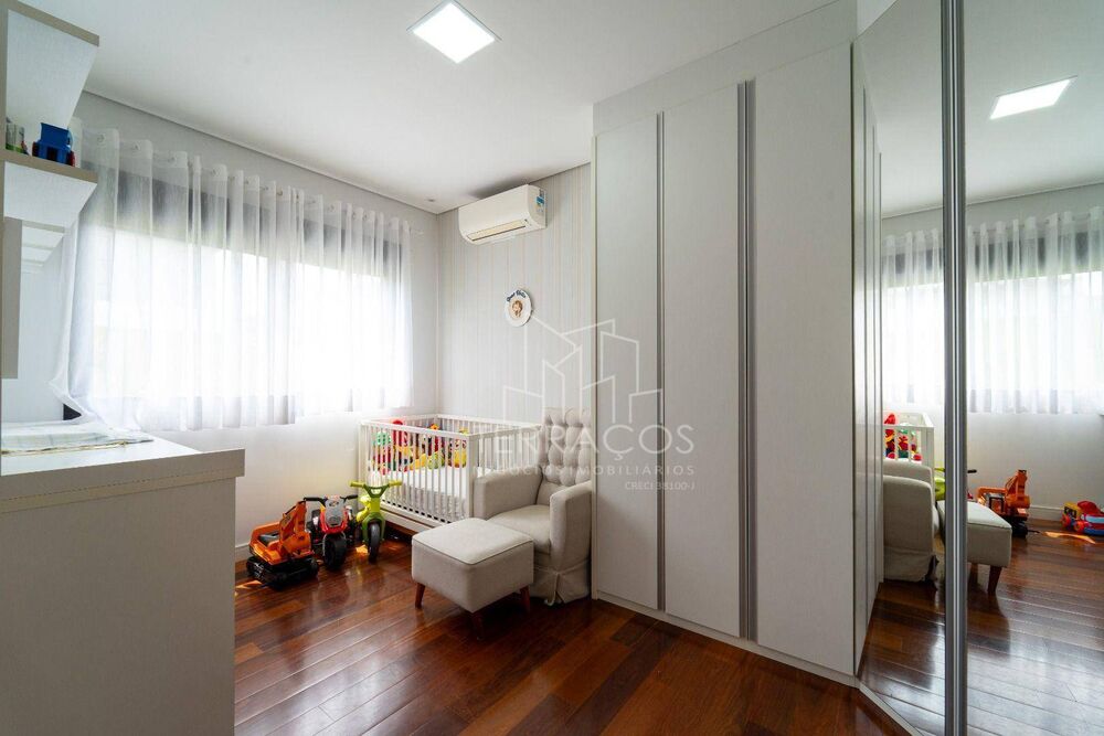 Sobrado, 3 quartos, 383 m² - Foto 2