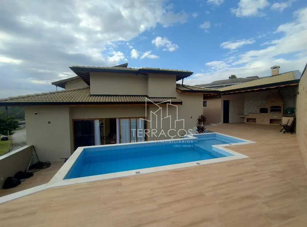 Sobrado, 3 quartos, 270 m² - Foto 2