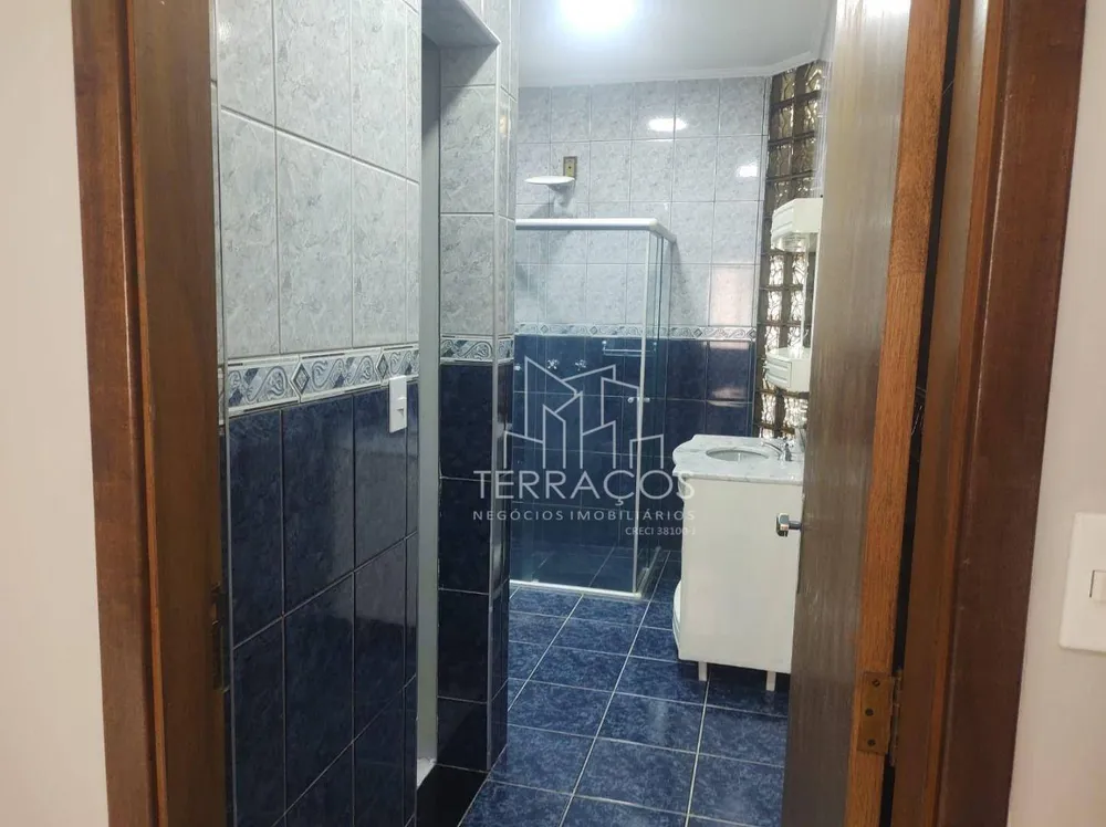 Casa, 4 quartos, 237 m² - Foto 2