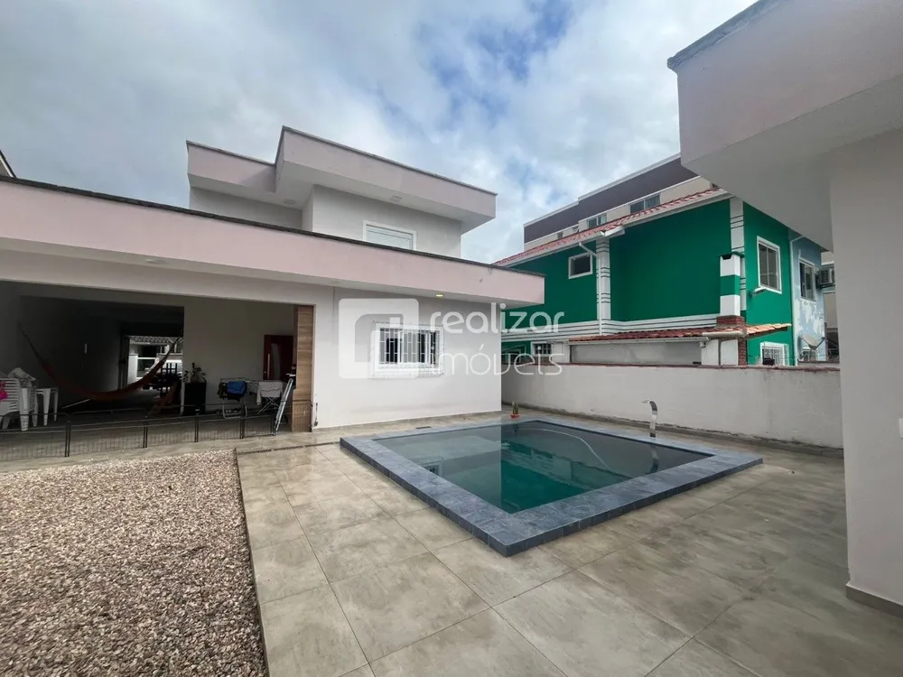Casa, 3 quartos, 260 m² - Foto 1