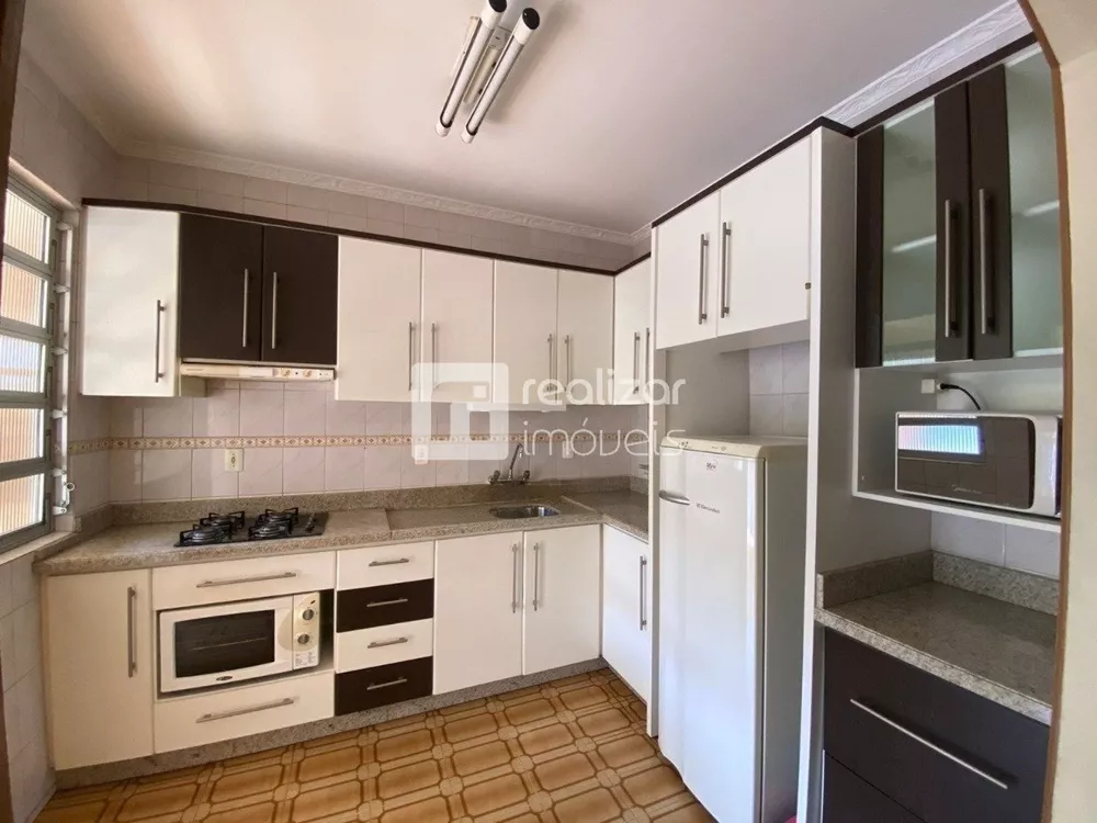 Casa, 4 quartos, 300 m² - Foto 2