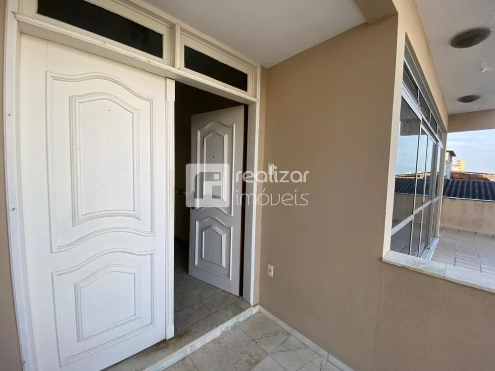 Casa, 4 quartos, 300 m² - Foto 4