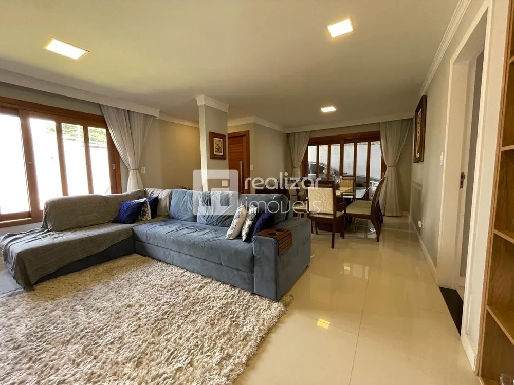 Casa, 3 quartos, 197 m² - Foto 4