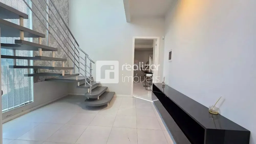 Casa, 4 quartos, 328 m² - Foto 3