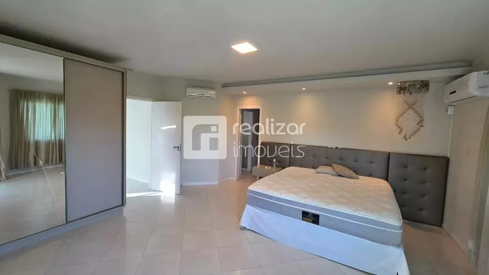 Casa, 4 quartos, 328 m² - Foto 4