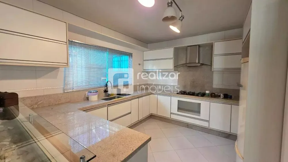 Casa, 4 quartos, 328 m² - Foto 10