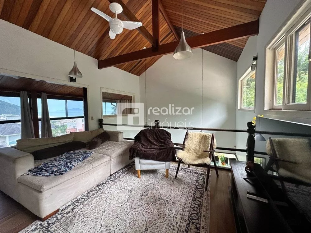 Casa, 4 quartos, 213 m² - Foto 2