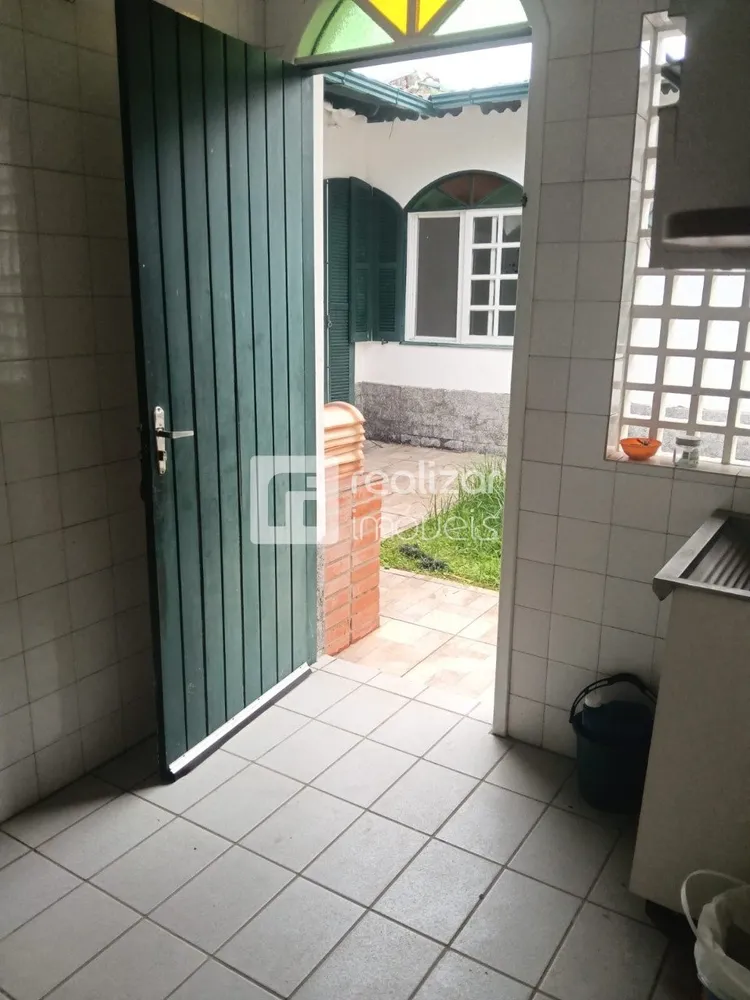 Casa, 4 quartos, 360 m² - Foto 11