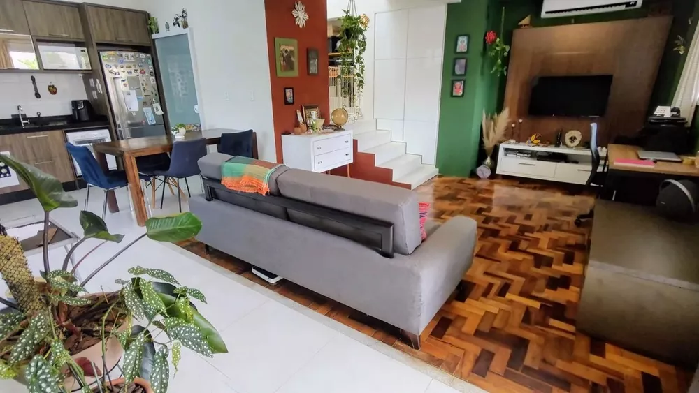 Casa à venda com 3 quartos, 115m² - Foto 8