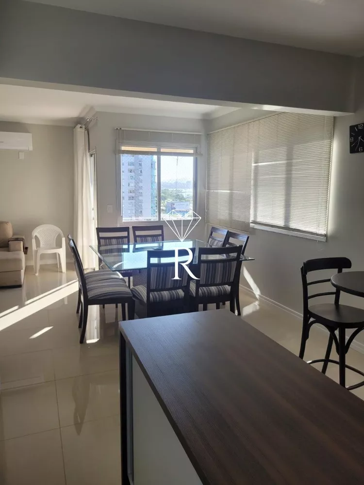 Apartamento para alugar com 3 quartos, 115m² - Foto 4