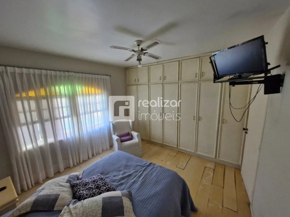 Casa, 3 quartos, 225 m² - Foto 11