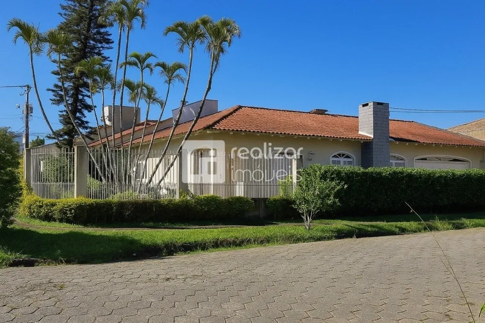 Casa, 3 quartos, 225 m² - Foto 1