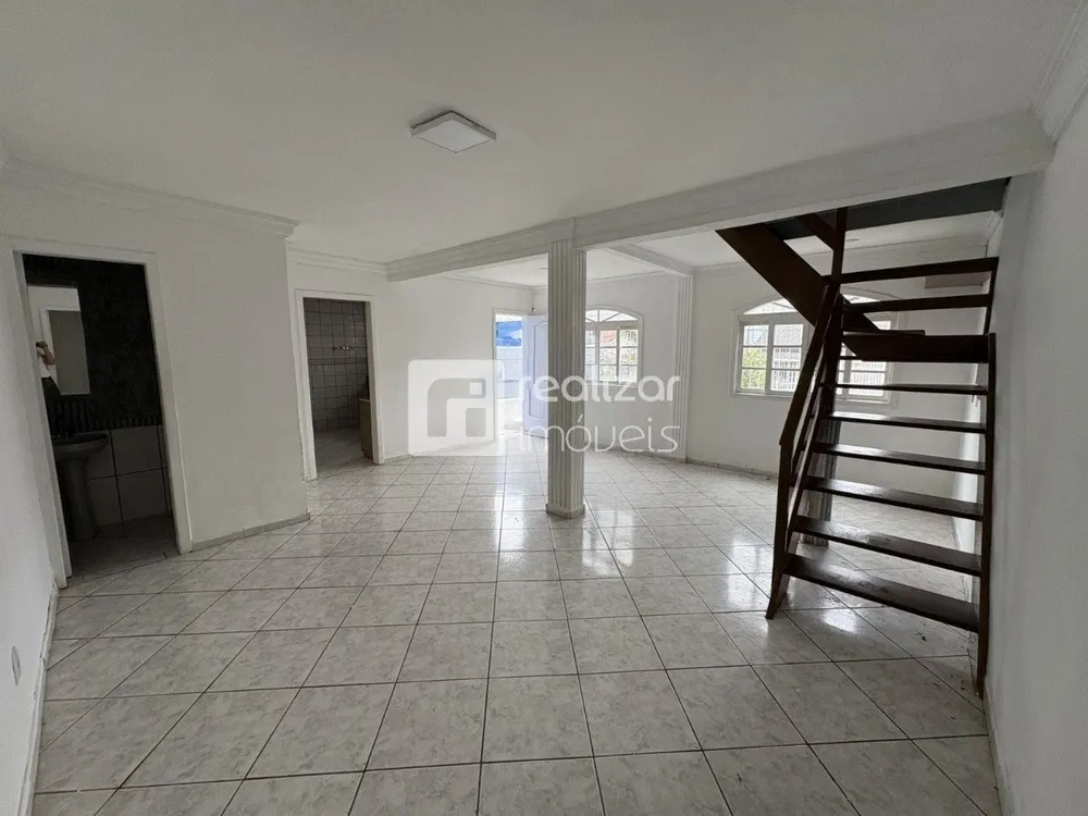 Casa, 3 quartos, 200 m² - Foto 6