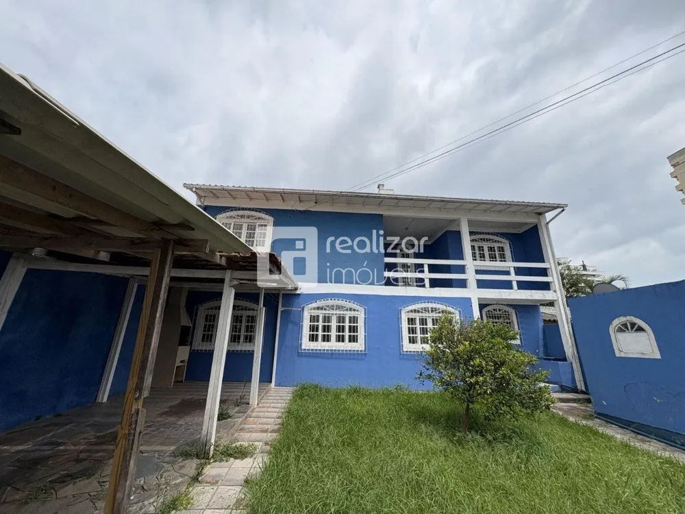 Casa, 3 quartos, 200 m² - Foto 1