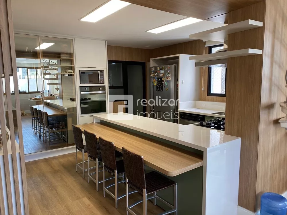 Cobertura, 4 quartos, 256 m² - Foto 2