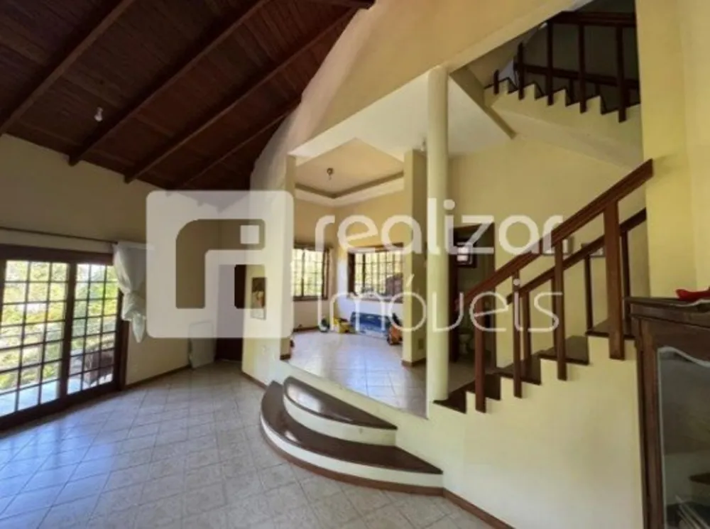 Casa, 5 quartos, 213 m² - Foto 3