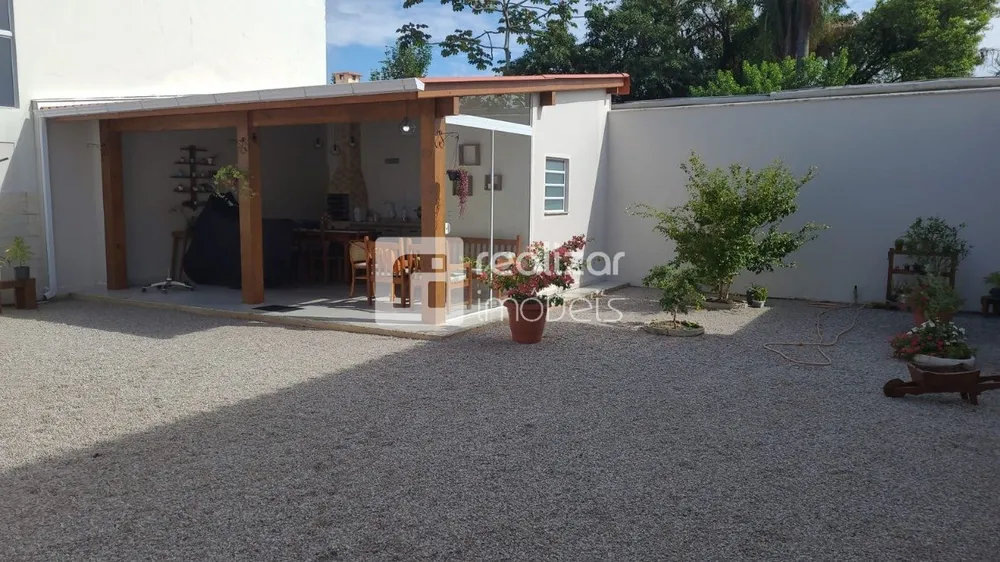 Casa, 3 quartos, 240 m² - Foto 11