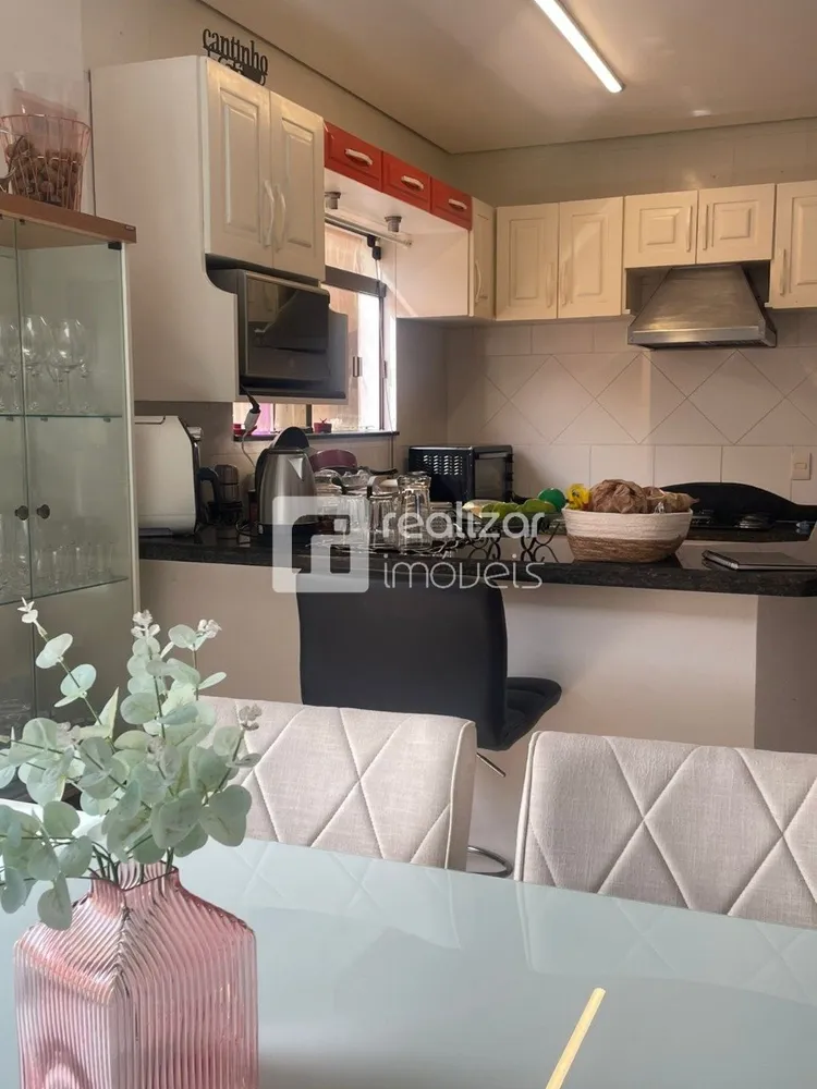 Casa, 2 quartos, 280 m² - Foto 1