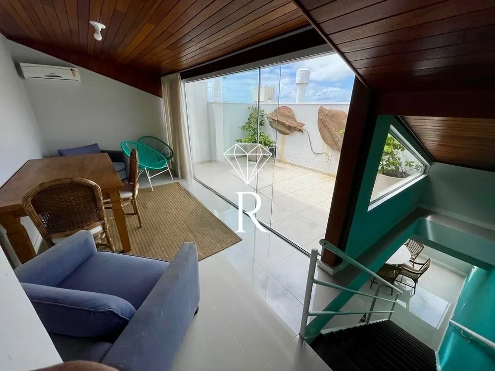 Cobertura, 3 quartos, 226 m² - Foto 4