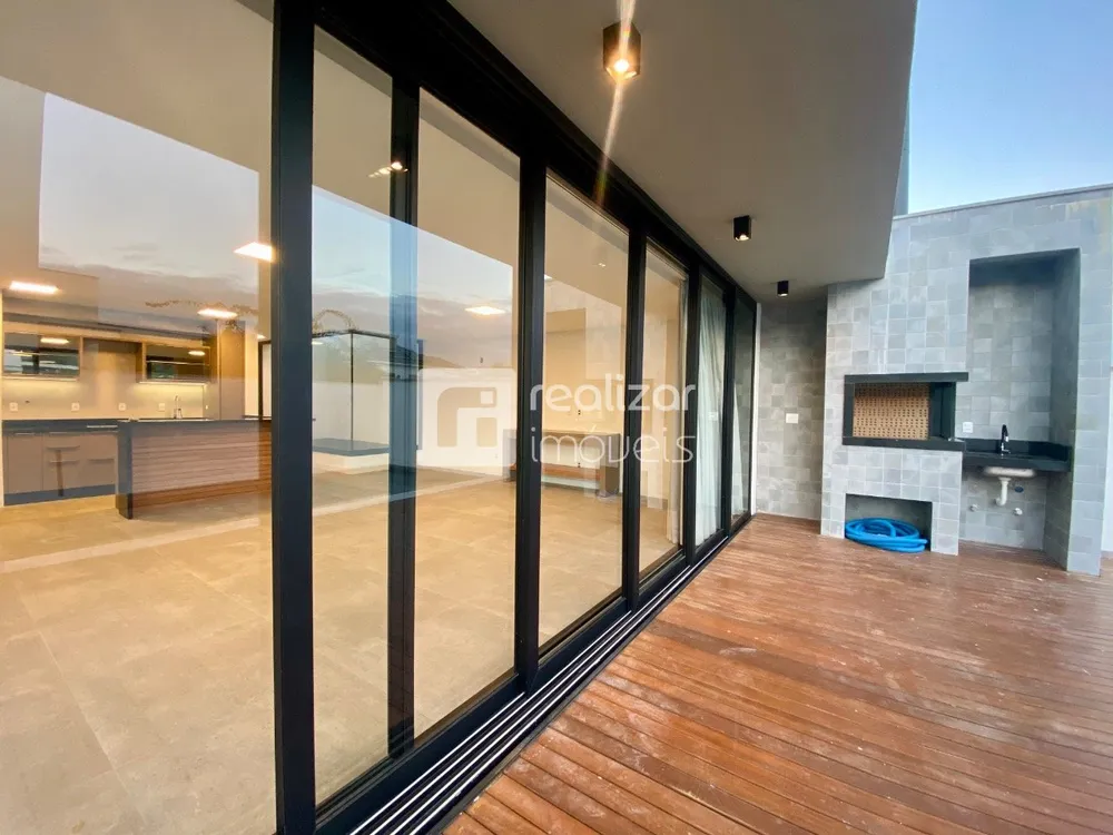 Casa, 4 quartos, 270 m² - Foto 4