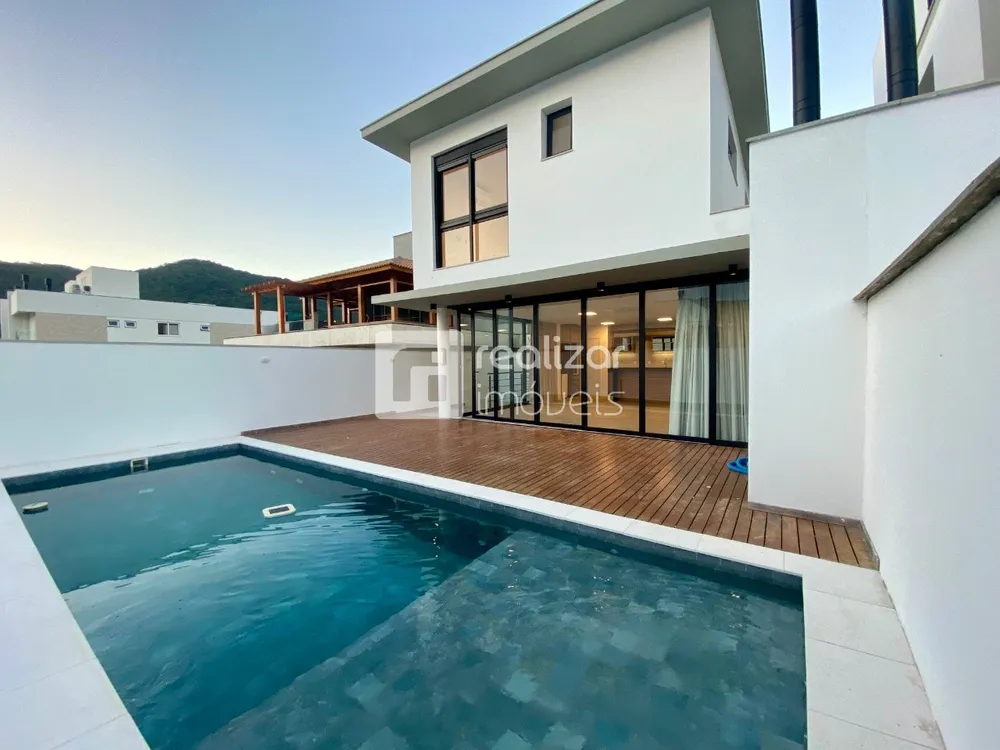 Casa, 4 quartos, 270 m² - Foto 2