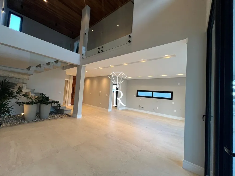 Casa, 3 quartos, 225 m² - Foto 14