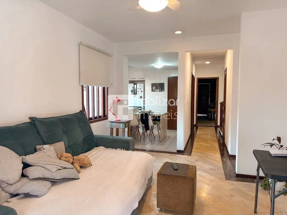 Casa, 5 quartos, 238 m² - Foto 4