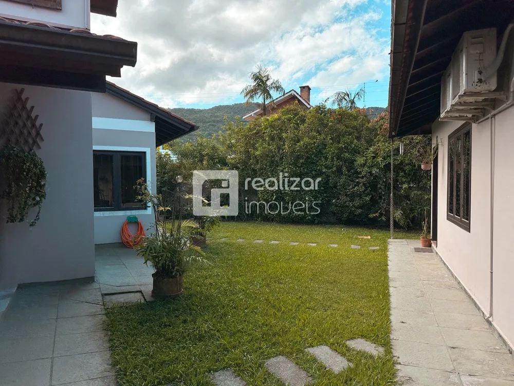 Casa, 5 quartos, 238 m² - Foto 6