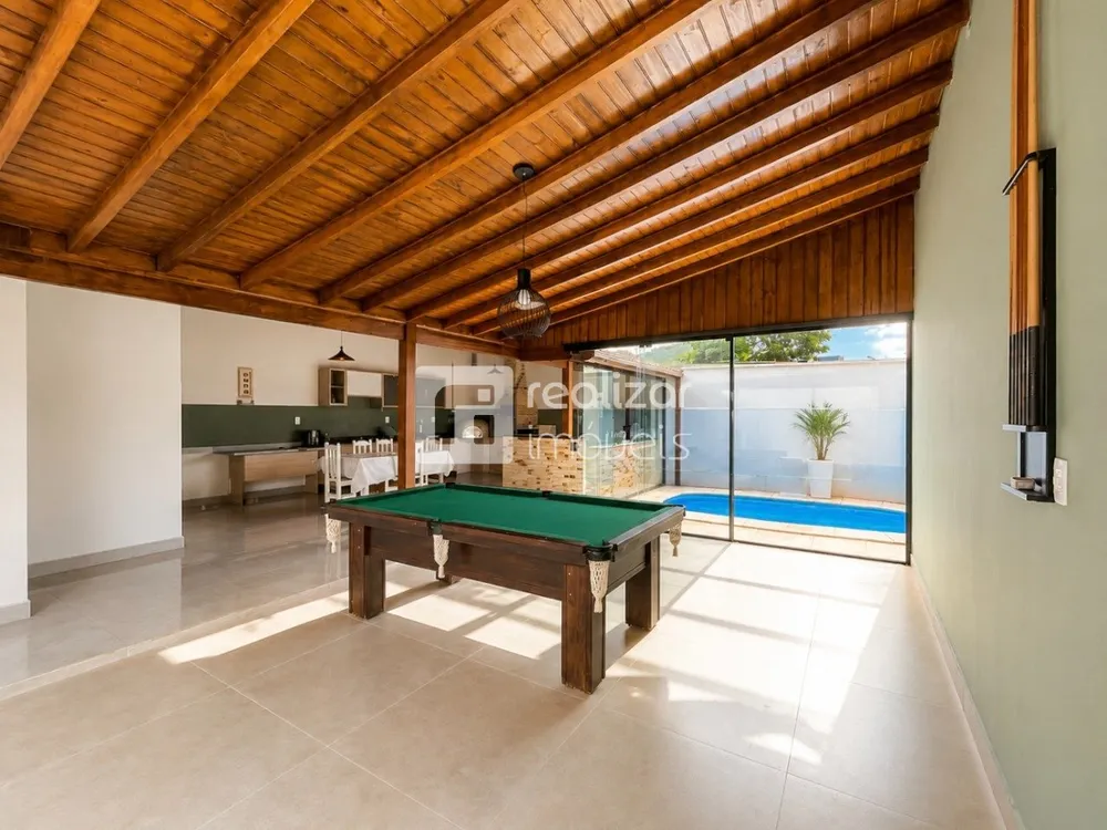 Casa, 5 quartos, 239 m² - Foto 4