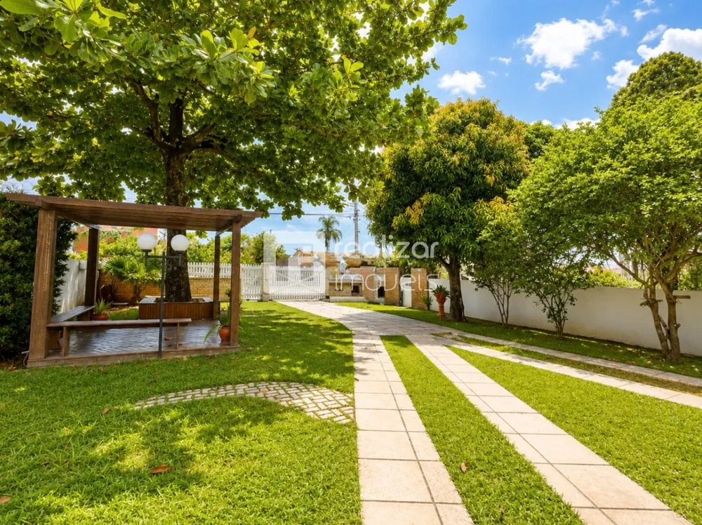 Casa, 5 quartos, 239 m² - Foto 2