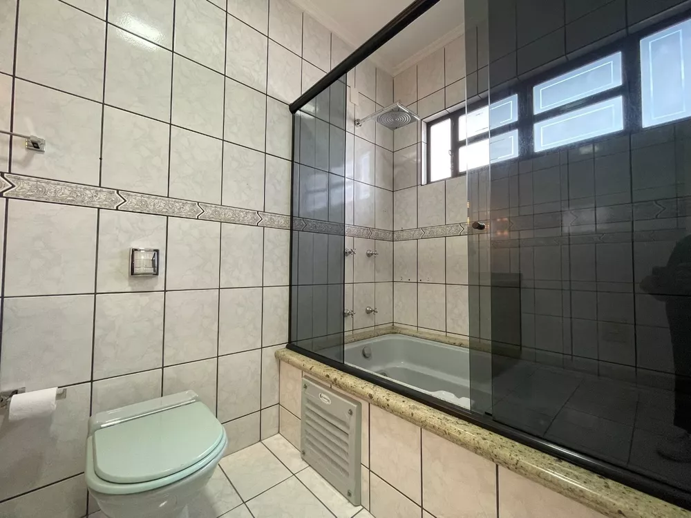 Casa, 3 quartos, 207 m² - Foto 1