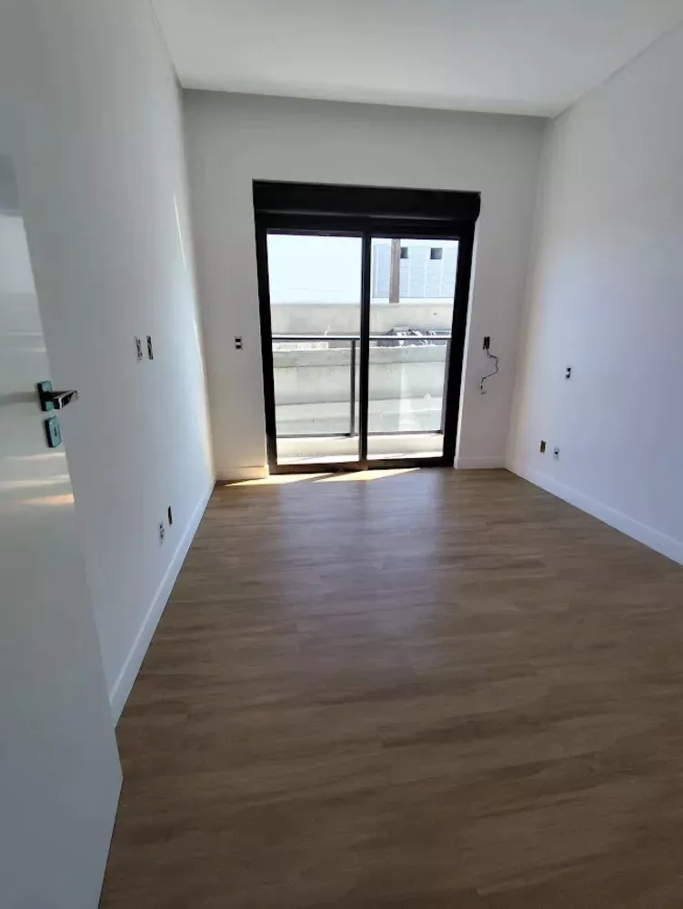 Apartamento à venda com 1 quarto, 72m² - Foto 2